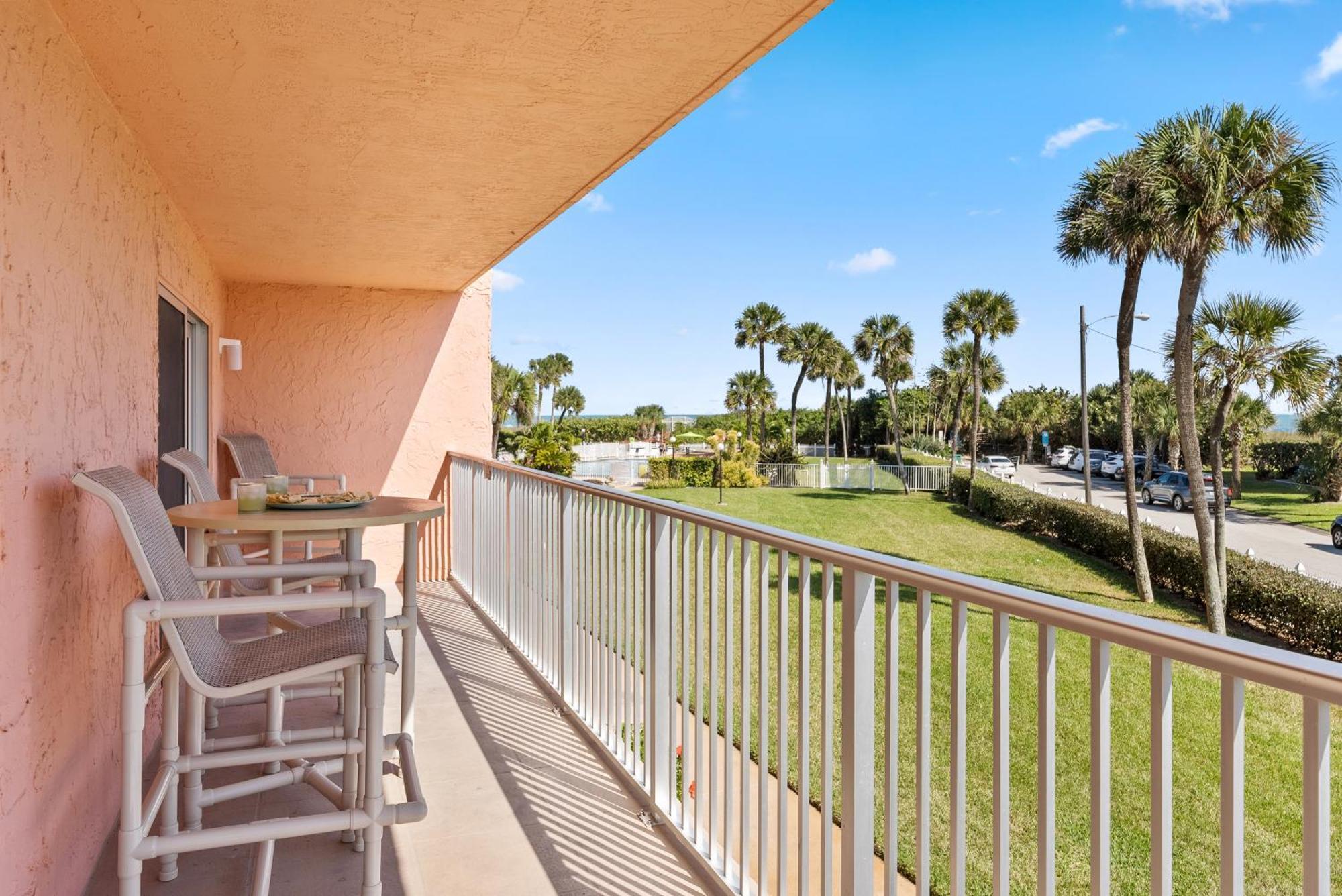 Cocoa Beach Towers Oda fotoğraf