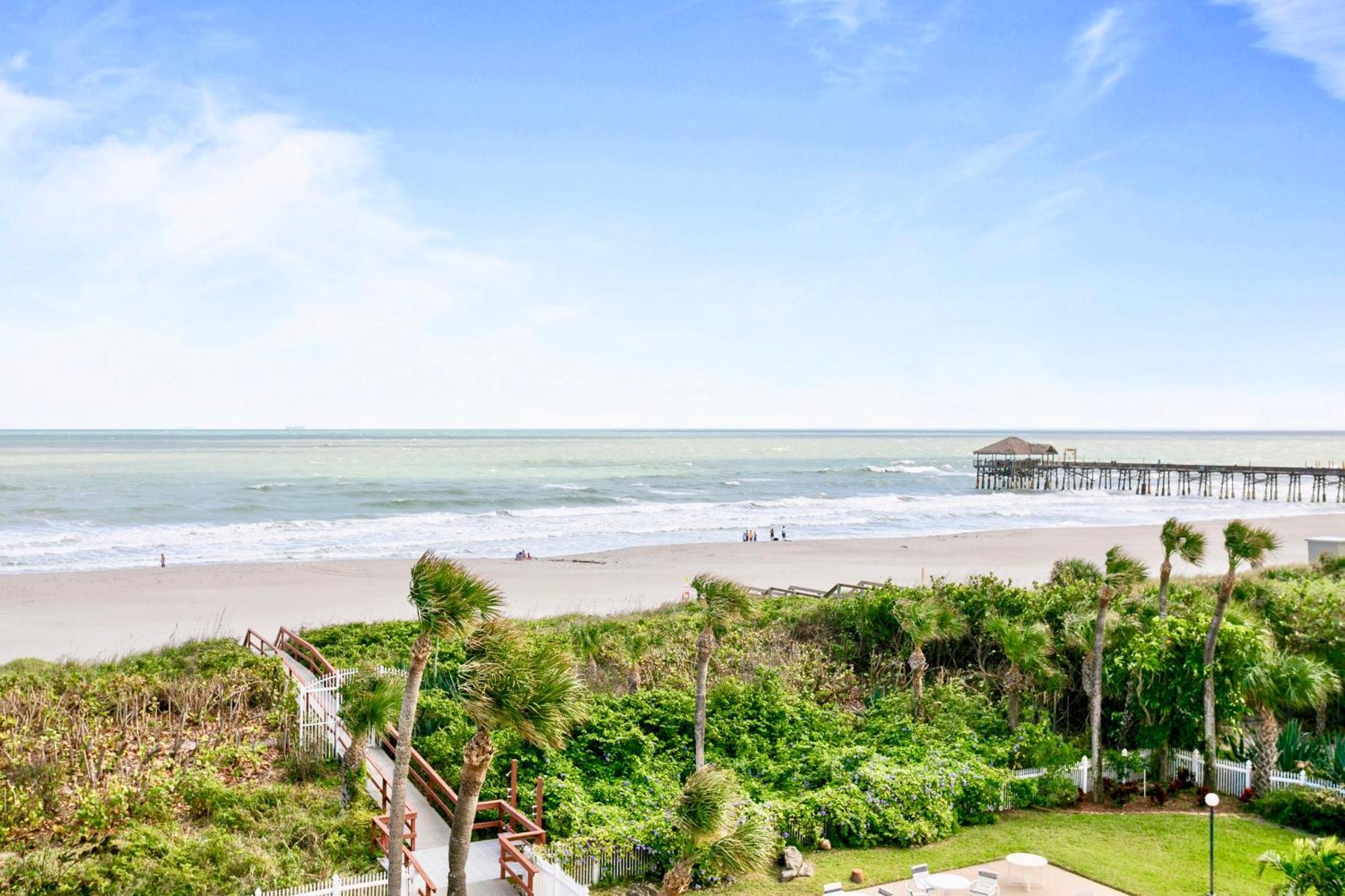 Cocoa Beach Towers Oda fotoğraf
